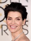 066-julianna-margulies-golden-globes-2015