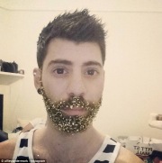 Glitter beard – trblietky v brade