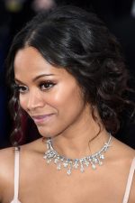 Spoločenské účesy 2016: Zoe Saldana